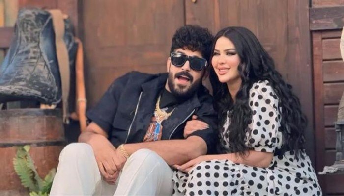 شيماء سعيد تُعلن انفصالها عن المطرب إسماعيل الليثي بعد زواج دام عقدًا من الزمن شيماء سعيد تُعلن انفصالها عن المطرب إسماعيل الليثي بعد زواج دام عقدًا من الزمن