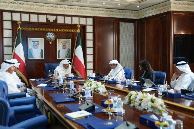 رئيس مجلس الوزراء الكويتي يترأس اجتماعا لمناقشة الإطار العام لمشروع قانون البلدية رئيس مجلس الوزراء الكويتي يترأس اجتماعا لمناقشة الإطار العام لمشروع قانون البلدية