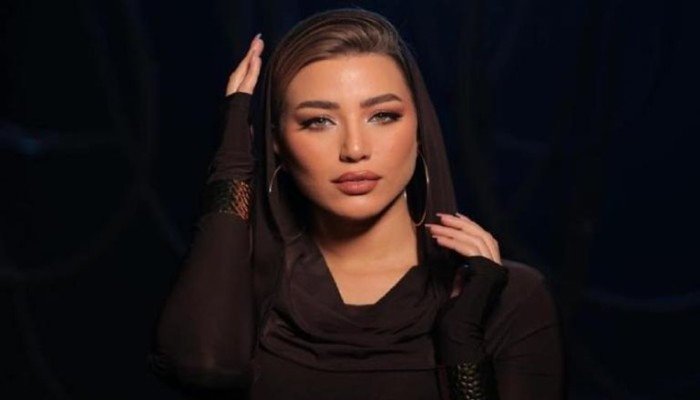 الفنانة هايدي موسى تعلن وفاة شقيقتها عزة بعد صراع مع المرض في منشور مؤثر على "فيسبوك" الفنانة هايدي موسى تعلن وفاة شقيقتها عزة بعد صراع مع المرض في منشور مؤثر على "فيسبوك"