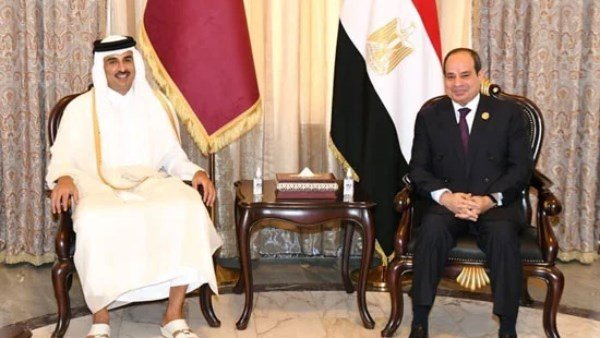 الرئيس السيسى يؤكد للأمير تميم إدانة مصر لأى انتهاك يمس سيادة قطر الرئيس السيسى يؤكد للأمير تميم إدانة مصر لأى انتهاك يمس سيادة قطر
