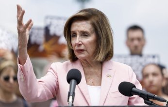 بيلوسى: ترامب تجاهل الدستور وأشرك جيشنا فى حرب دون إذن الكونجرس