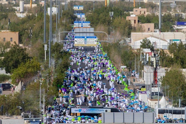 وزارة الحج والعمرة السعودية تعلن نجاح خطة تفويج الحجاج إلى مشعر عرفات وزارة الحج والعمرة السعودية تعلن نجاح خطة تفويج الحجاج إلى مشعر عرفات