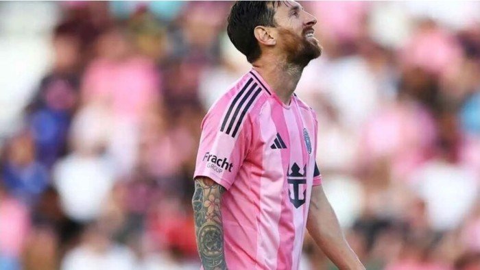 "فيفا" يمنح ميسي لقبا جديدا "فيفا" يمنح ميسي لقبا جديدا