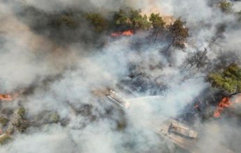 كندا تحت النيران.. حرائق الغابات تجبر 21 ألف شخص على النزوح في مانيتوبا