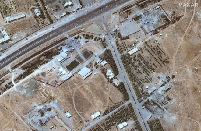 إيران تحمّل واشنطن مسؤولية عواقب الحرب وتتوعد برد حاسم على استهداف المواقع النووية إيران تحمّل واشنطن مسؤولية عواقب الحرب وتتوعد برد حاسم على استهداف المواقع النووية