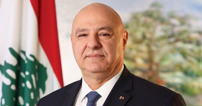 الرئيس اللبناني يدعو لضبط النفس وإطلاق مفاوضات "جدية" لاحتواء التصعيد في المنطقة الرئيس اللبناني يدعو لضبط النفس وإطلاق مفاوضات "جدية" لاحتواء التصعيد في المنطقة