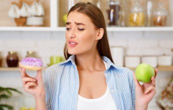 دراسة تكشف دور منطقة غير متوقعة في الدماغ في تشكيل تفضيلاتنا الغذائية