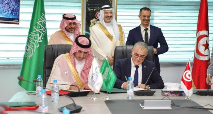 السعودية وتونس توقعان اتفاقية قرض تنموي بقيمة تتجاوز 38 مليون دولار السعودية وتونس توقعان اتفاقية قرض تنموي بقيمة تتجاوز 38 مليون دولار