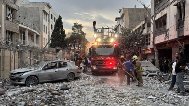 إيران تعلن ارتفاع أعداد ضحايا عدوان الاحتلال الإسرائيلي إلى 935 شخصا إيران تعلن ارتفاع أعداد ضحايا عدوان الاحتلال الإسرائيلي إلى 935 شخصا