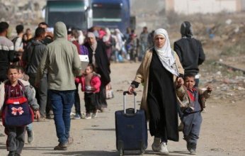 الاحتلال الإسرائيلي يجبر الفلسطينيين على النزوح قسرا من عدة مناطق في شمال قطاع غزة