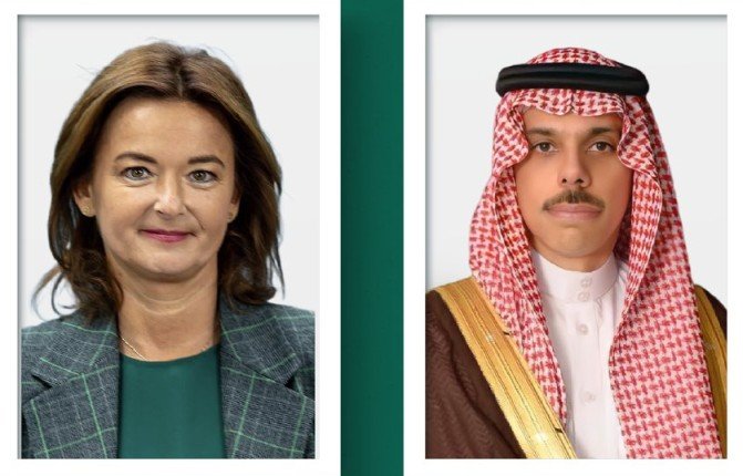 هاتفيًا.. السعودية و سلوفينيا تبحثان التطورات الإقليمية وتداعياتها على المنطقة هاتفيًا.. السعودية و سلوفينيا تبحثان التطورات الإقليمية وتداعياتها على المنطقة