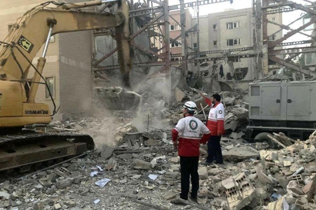 إيران تعلن مقتل 430 شخصًا وإصابة أكثر من 3500 مدني منذ بدء العدوان الإسرائيلي إيران تعلن مقتل 430 شخصًا وإصابة أكثر من 3500 مدني منذ بدء العدوان الإسرائيلي