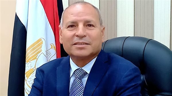 محافظ القاهرة: حريصون على إنهاء تطوير حديقة الأزبكية و"جروبي" محافظ القاهرة: حريصون على إنهاء تطوير حديقة الأزبكية و"جروبي"
