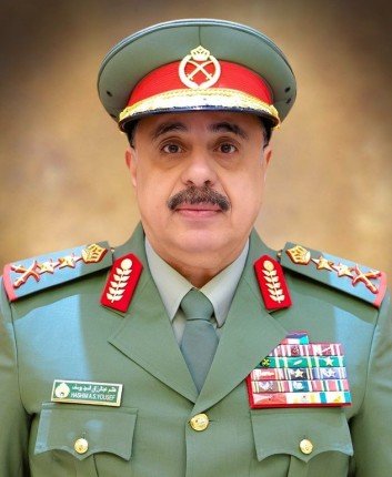 الكويت.. رئيس الحرس الوطني يصدر قرارا بترقية وكيل الحرس الوطني إلى رتبة فريق أول وإحالته إلى التقاعد الكويت.. رئيس الحرس الوطني يصدر قرارا بترقية وكيل الحرس الوطني إلى رتبة فريق أول وإحالته إلى التقاعد