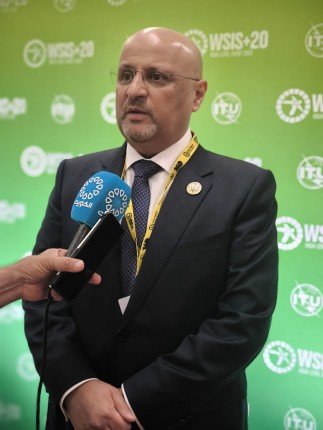 وزير الاتصالات يؤكد التزام دولة الكويت بالتعاون الدولي في مجالات التكنولوجيا والاتصالات وزير الاتصالات يؤكد التزام دولة الكويت بالتعاون الدولي في مجالات التكنولوجيا والاتصالات