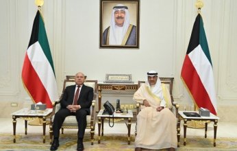 ولي العهد الكويتي يستقبل نائب رئيس مجلس الوزراء للتنمية الصناعية وزير النقل والصناعة المصري