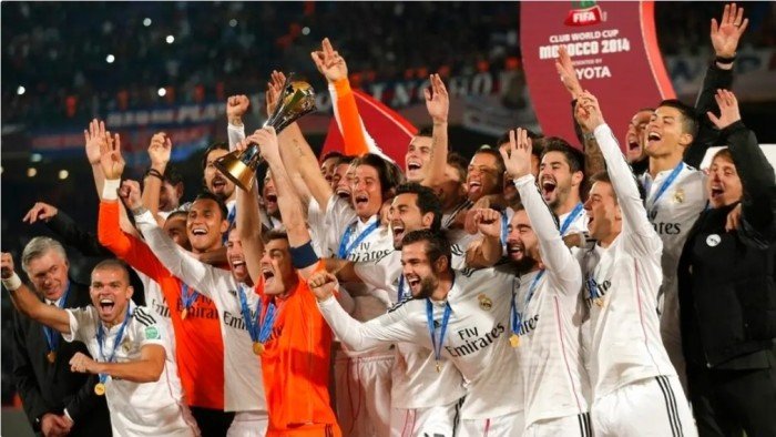 فيفا يدرس حرمان ريال مدريد وأندية أخرى من لقب هام.. تفاصيل فيفا يدرس حرمان ريال مدريد وأندية أخرى من لقب هام.. تفاصيل