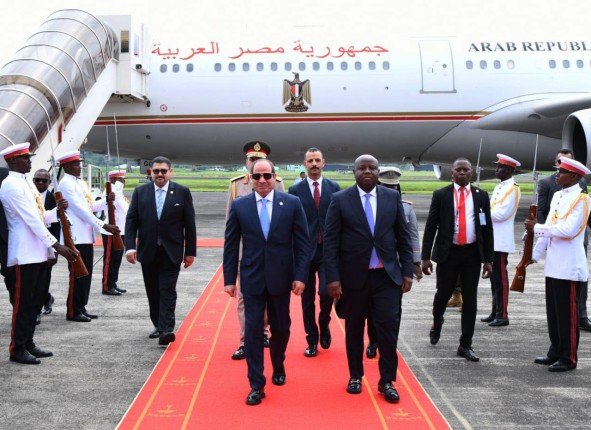 الرئيس السيسي يشارك اليوم في اجتماع القمة التنسيقي للاتحاد الإفريقي بغينيا الاستوائية الرئيس السيسي يشارك اليوم في اجتماع القمة التنسيقي للاتحاد الإفريقي بغينيا الاستوائية