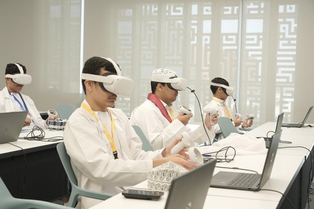 مؤسسة الكويت للتقدم العلمي تختتم برنامج (جيل العلوم 2025) بمشاركة طلبة من دول الخليج مؤسسة الكويت للتقدم العلمي تختتم برنامج (جيل العلوم 2025) بمشاركة طلبة من دول الخليج