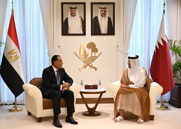 مصر وقطر تبحثان تطوير العلاقات الثنائية بين البلدين في مختلف المجالات مصر وقطر تبحثان تطوير العلاقات الثنائية بين البلدين في مختلف المجالات
