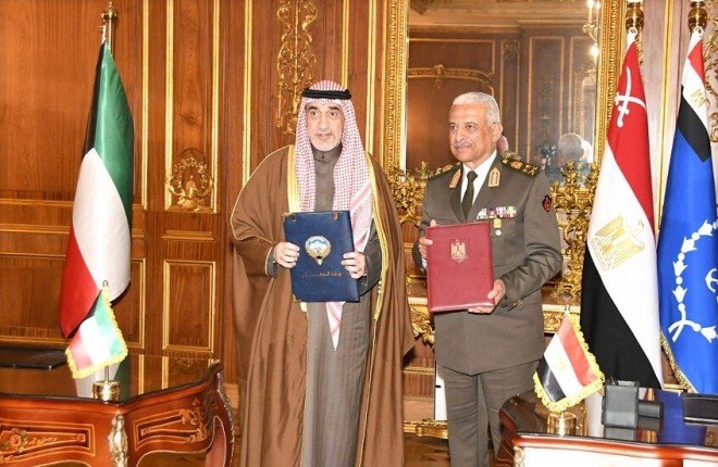 مرسوم أميري كويتي بالموافقة على اتفاق للتعاون العسكري مع مصر مرسوم أميري كويتي بالموافقة على اتفاق للتعاون العسكري مع مصر