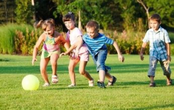 دراسة حديثة: المساحات الخضراء تعزز قدرات الطفل في مراحل النمو المبكرة