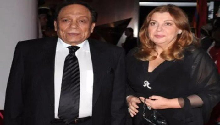 هالة الشلقاني تخطف الأضواء في أحدث ظهور نادر لعادل إمام بحفل زفاف حفيده.. ماذا نعرف عن زوجة الزعيم؟ هالة الشلقاني تخطف الأضواء في أحدث ظهور نادر لعادل إمام بحفل زفاف حفيده.. ماذا نعرف عن زوجة الزعيم؟