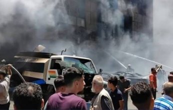 حريق ضخم بالقرب من قصر الشعب في العاصمة السورية دمشق (فيديو)