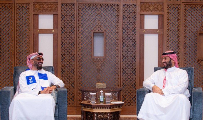 ولي العهد السعودي ونائب حاكم إمارة أبوظبي يبحثان سبل تعزيز التعاون الثنائي ولي العهد السعودي ونائب حاكم إمارة أبوظبي يبحثان سبل تعزيز التعاون الثنائي