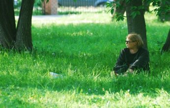 أخصائية عيون: النظارات الشمسية حاجز فعّال ضد التهاب العين التحسسي