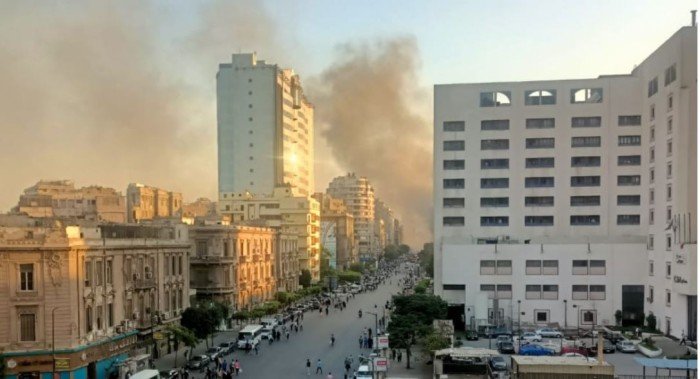 بعد حريق سنترال رمسيس.. المصرية للاتصالات: نعمل على عودة الخدمة في أسرع وقت بعد حريق سنترال رمسيس.. المصرية للاتصالات: نعمل على عودة الخدمة في أسرع وقت