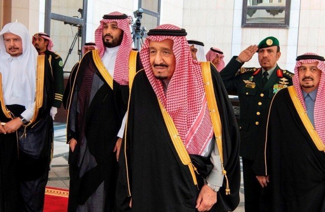 القيادة السعودية تعزي الرئيس بوتين في ضحايا تحطم طائرة ركاب بشرق روسيا القيادة السعودية تعزي الرئيس بوتين في ضحايا تحطم طائرة ركاب بشرق روسيا