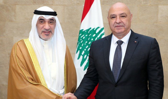 اليوسف من بيروت: لا مكان لحزب الله في الكويت.. وسنواجه كل ما يهدد استقرار المنطقة اليوسف من بيروت: لا مكان لحزب الله في الكويت.. وسنواجه كل ما يهدد استقرار المنطقة