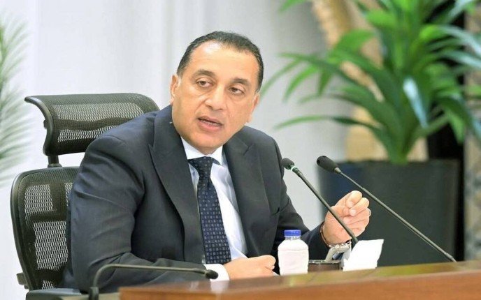 مصر.. رئيس الوزراء يتفقد مشروعات العلمين ورأس الحكمة والضبعة بمنطقة الساحل الشمالي مصر.. رئيس الوزراء يتفقد مشروعات العلمين ورأس الحكمة والضبعة بمنطقة الساحل الشمالي