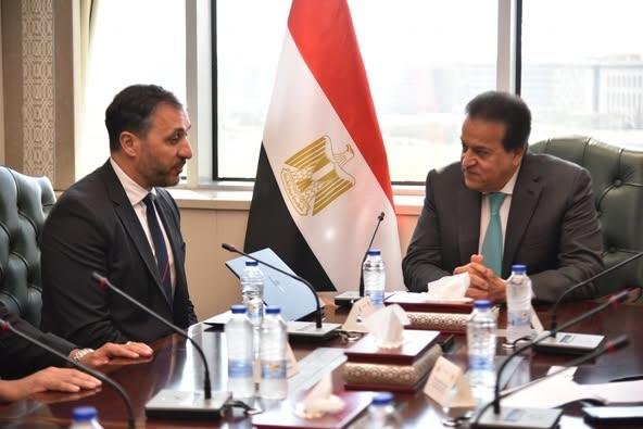 وزير قطاع الأعمال يبحث مع السفير الهندي بالقاهرة فرص تعزيز التعاون الصناعي والاستثماري وزير قطاع الأعمال يبحث مع السفير الهندي بالقاهرة فرص تعزيز التعاون الصناعي والاستثماري