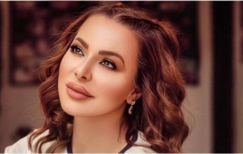 بالفيديو.. سوزان نجم الدين تؤدي العمرة وتستحضر لحظة تأمل في رحاب الحرم المكي