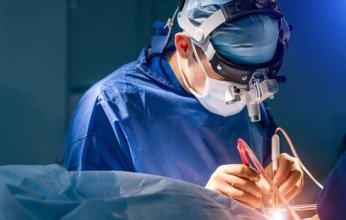 إنجاز طبي في أستراليا.. جراحون ينجحون في استبدال الشريان الأورطي ببديل صناعي في عملية معقدة