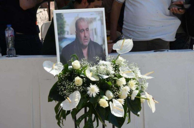 بالصور.. نجوم الفن يودّعون المخرج سامح عبد العزيز في جنازة مهيبة بمسجد الشرطة بالصور.. نجوم الفن يودّعون المخرج سامح عبد العزيز في جنازة مهيبة بمسجد الشرطة