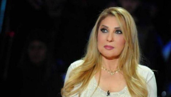 نادية الجندي توجه رسالة دعم مؤثرة لأنغام بعد أزمتها الصحية.. ماذا قالت؟ نادية الجندي توجه رسالة دعم مؤثرة لأنغام بعد أزمتها الصحية.. ماذا قالت؟