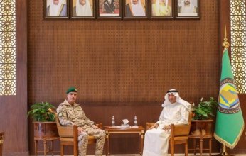 أمين مجلس التعاون يبحث مع قائد القيادة العسكرية الموحدة الجديد التكامل العسكري الخليجي