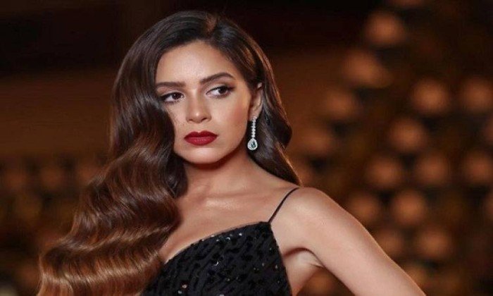 جميلة عوض تنضم إلى أبطال "حين يكتب الحب" جميلة عوض تنضم إلى أبطال "حين يكتب الحب"