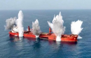 كارثة بيئية تلوح في الأفق بعد غرق سفينة محمّلة بنترات الأمونيوم قبالة السواحل اليمنية.. ما التفاصيل؟