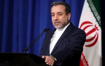 وزير خارجية إيران: طهران ستبقي باب الدبلوماسية مفتوحا مع واشنطن