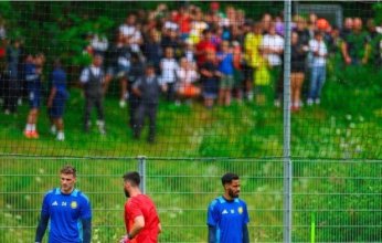 مشجع يقتحم معسكر النصر في النمسا بسبب رونالدو