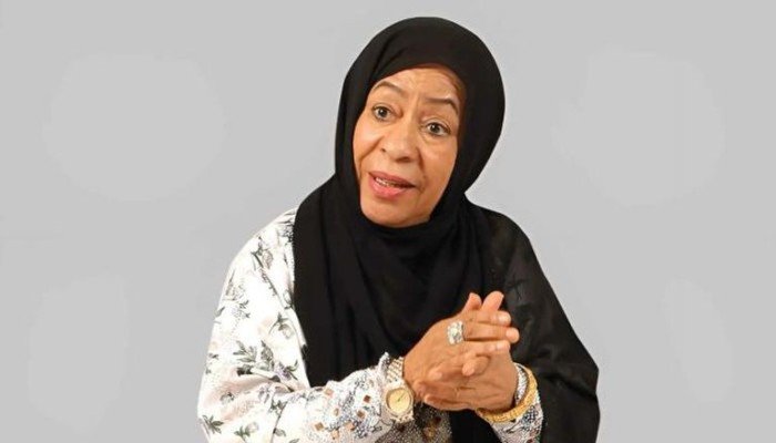 رحيل رزيقة الطارش.. صوت رائد وصورة خالدة في تاريخ الإعلام والدراما الإماراتية رحيل رزيقة الطارش.. صوت رائد وصورة خالدة في تاريخ الإعلام والدراما الإماراتية