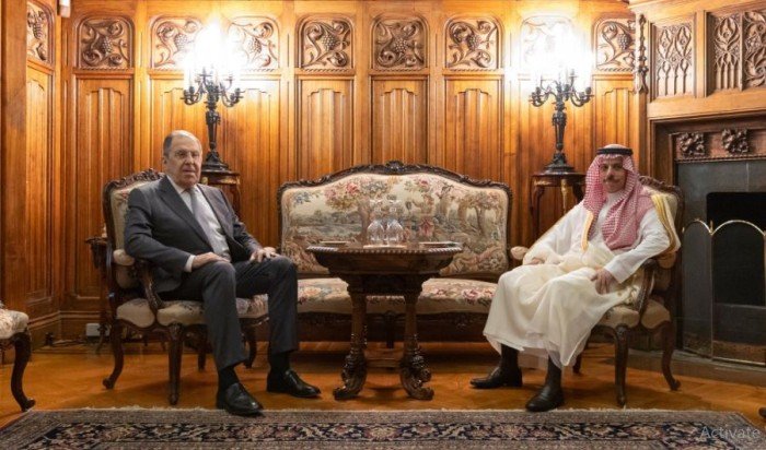 السعودية وروسيا تبحثان سبل تعزيز علاقات التعاون المشترك بين البلدين السعودية وروسيا تبحثان سبل تعزيز علاقات التعاون المشترك بين البلدين