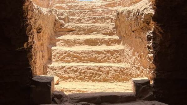 مصر.. اكتشاف مقابر أثرية جديدة من العصرين اليوناني والروماني في أسوان مصر.. اكتشاف مقابر أثرية جديدة من العصرين اليوناني والروماني في أسوان