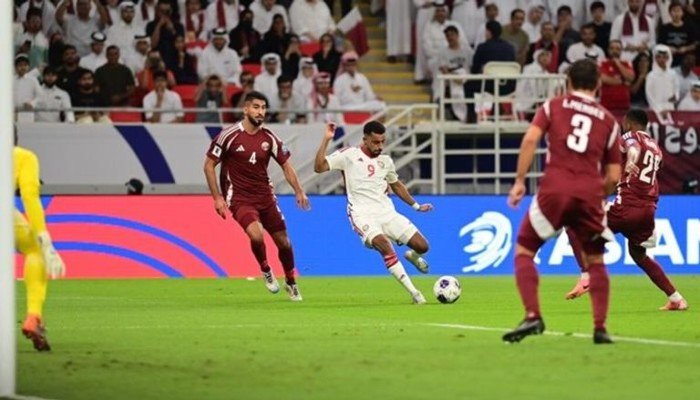 قرعة الدور الحاسم لتصفيات آسيا لمونديال 2026.. مواجهة نارية بين الإمارات وقطر.. والسعودية تصطدم بالعراق قرعة الدور الحاسم لتصفيات آسيا لمونديال 2026.. مواجهة نارية بين الإمارات وقطر.. والسعودية تصطدم بالعراق