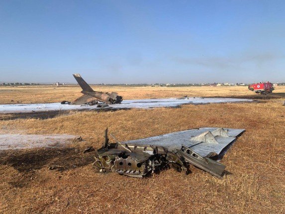 القوات المسلحة المغربية تعلن مصرع ضابطين في تحطم طائرة عسكرية القوات المسلحة المغربية تعلن مصرع ضابطين في تحطم طائرة عسكرية