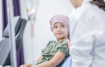 دراسة مثيرة للجدل تربط بين الولادة القيصرية وزيادة خطر الإصابة بسرطان الدم لدى الأطفال